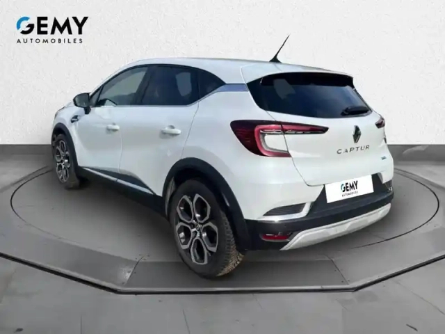 Renault Captur e-tech 145 - 21 — photo 7