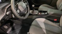 Peugeot 208 1.2 PureTech 100ch S&S Allure 118g — photo 9
