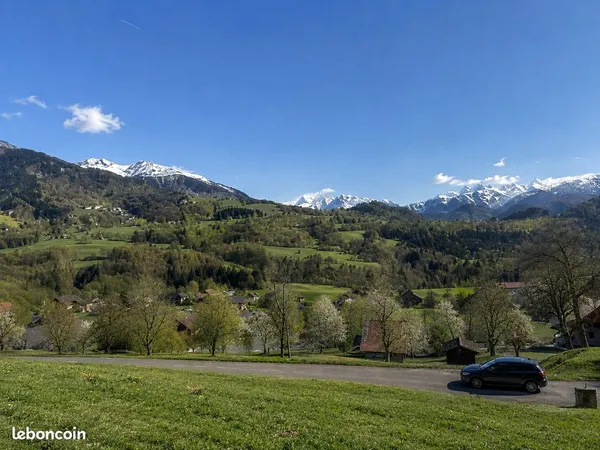 Terrain 3206 m² Onnion