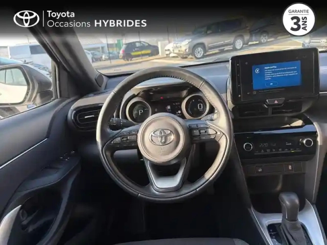 Toyota Yaris cross 116h design awd-i my21 — photo 9