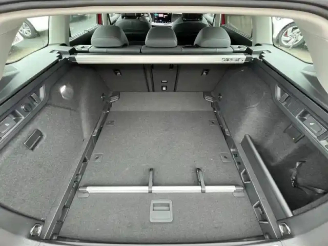 Volkswagen Passat 2.0 tdi evo scr 150 dsg7 — photo 8