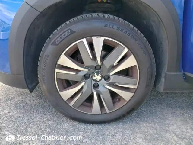 Peugeot 2008 bluehdi 100ch s&amp;s bvm5 allure — photo 15