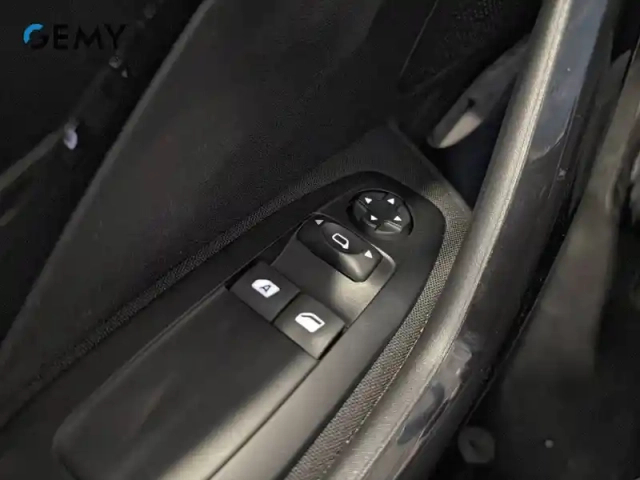Peugeot 208 1.2 puretech 82ch bvm5 — photo 16
