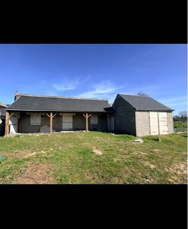 Maison de plein pied à rénovée avec garage