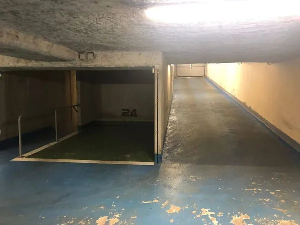 Parking 11 m²