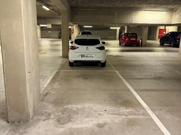 Parking 16 m²