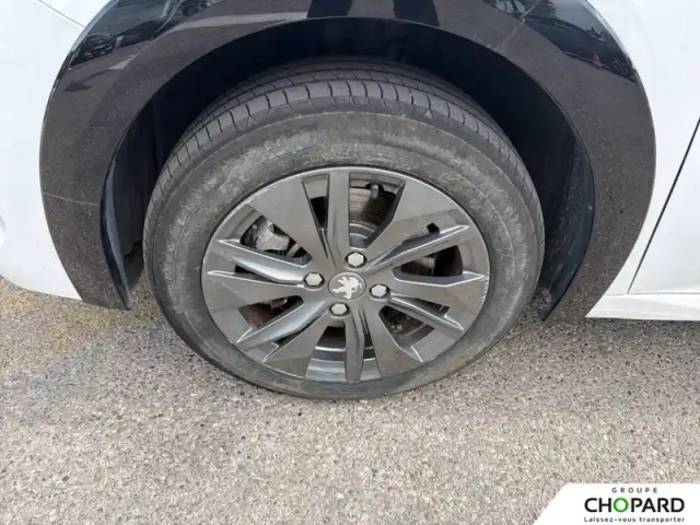 Peugeot 208 electrique 50 kwh 136ch — photo 12