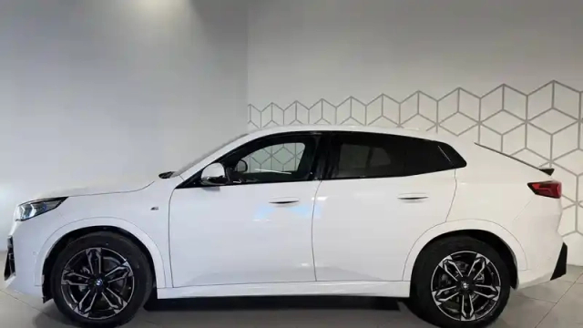 Bmw X2 sdrive 18d 150ch dkg7 — photo 2