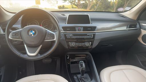 BMW X1 sDrive 18i 140 DKG7 - Xline – 2018 – 85990 km – Essence – Boîte Automatique — photo 23