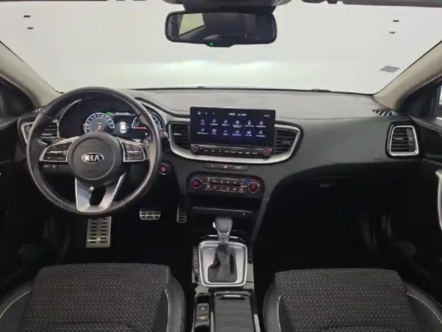 Kia Xceed 1.4 t-gdi 140ch launch edition dct7 + toit ouvrant — photo 20