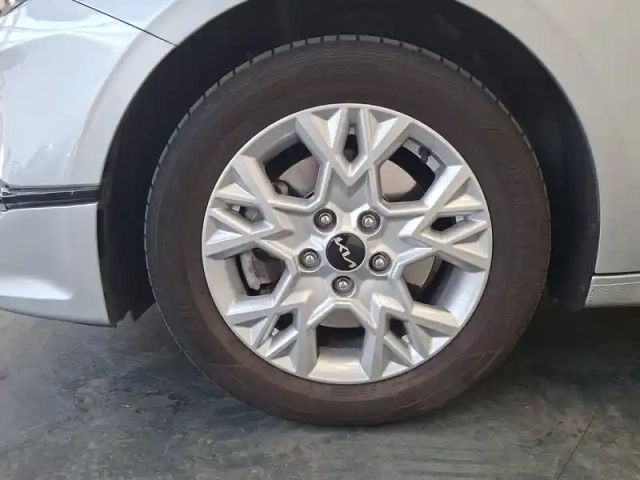 Kia Ceed 1.0 t-gdi 100 ch bvm6 — photo 9