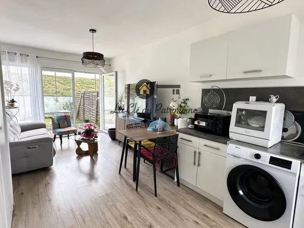 T2 REZ DE CHAUSSEE - JARDIN - PARKING - RESIDENCE SECURISEE