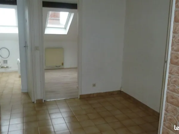 PLAILLY, F2, avec parking, CAPAGNE derrière ASTERIX