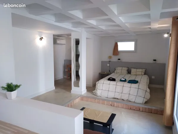 T1 spacieux et lumineux- Quartier Jean Jaurès Nîmes