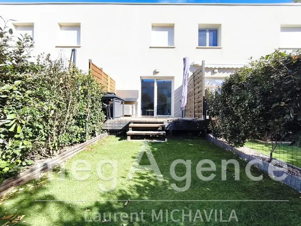 VALRAS-PLAGE - Villa T3 meublée de 40,3 m², jardin, parking et résidence avec piscine