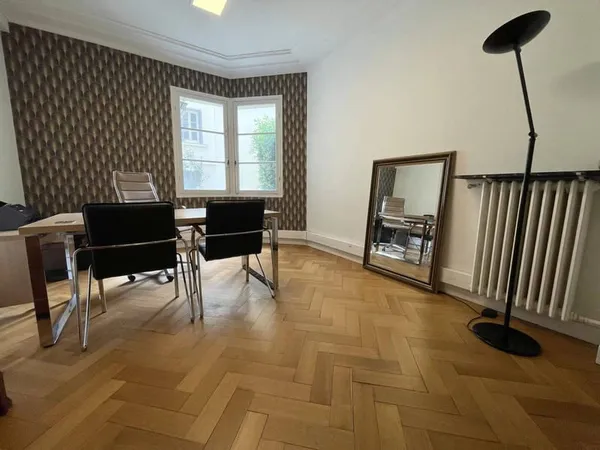 Bureaux 60 m²