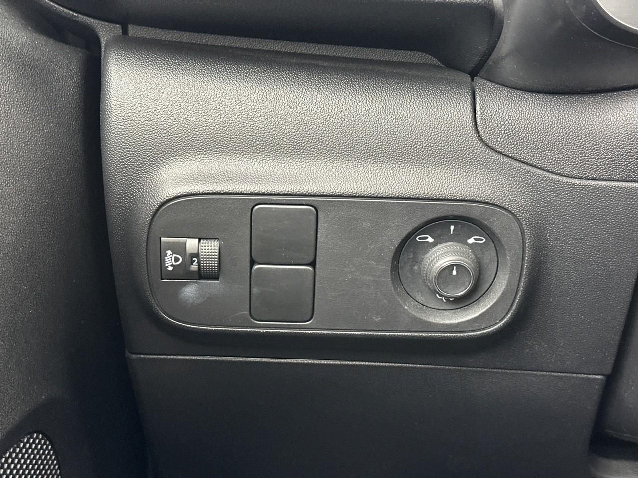 Citroën C3 bluehdi 100 bvm6 you — photo 16
