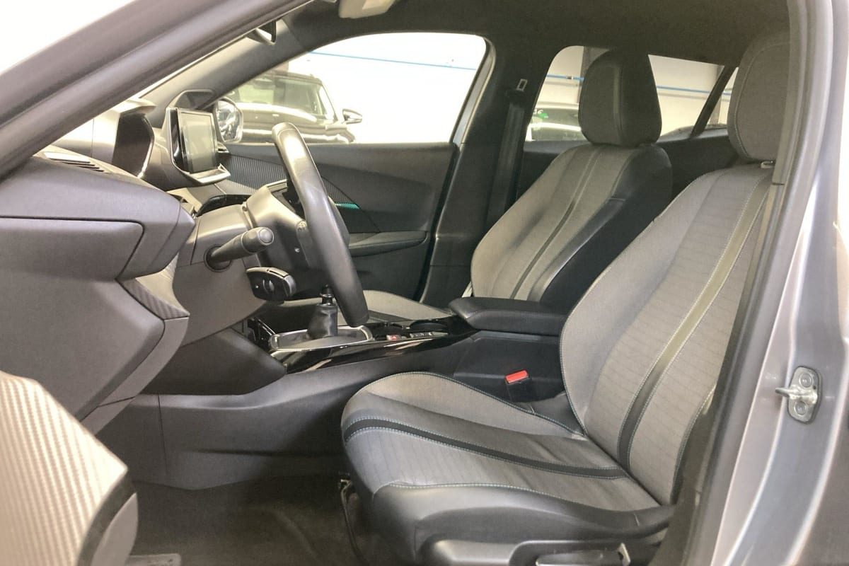 Peugeot 2008 — photo 9