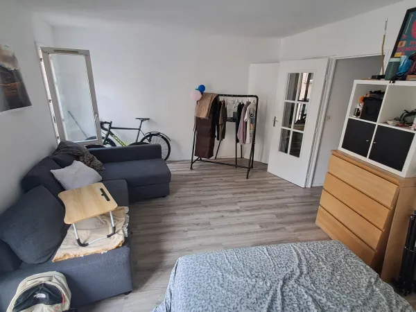 Sous-location d'un appartement de 30m² dans le 18e arrondissement de Paris pour Juillet, août et sep