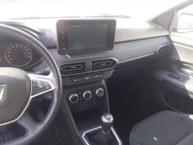 Dacia Jogger eco-g 100 7 places — photo 10