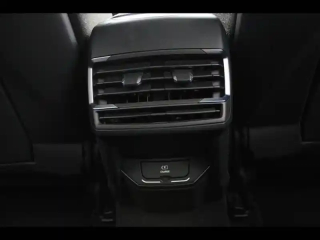 Lynk&Amp;Co 01 1.5 phev 261ch dcth 7 — photo 14