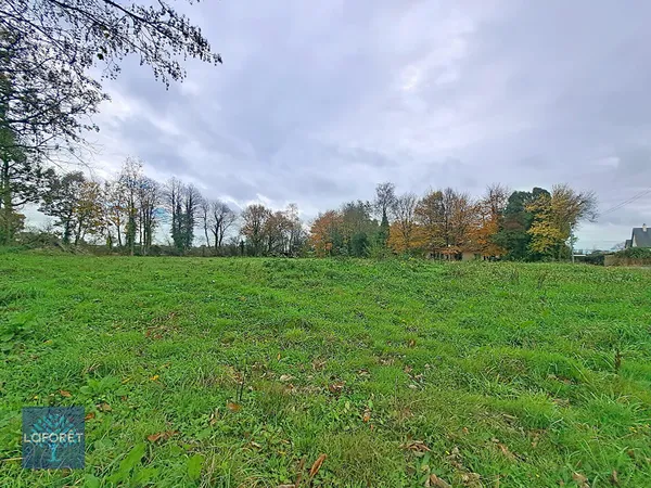Terrain 4200 m²