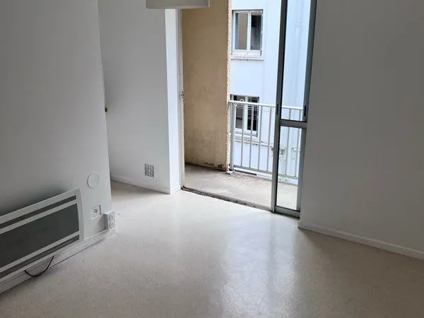 Studio 19 m² avec balcon - à 1 minute du métro Saint-Agne