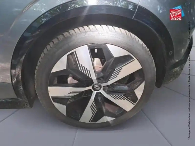 Renault Megane e-tech electric ev60 220ch techno super charge — photo 10