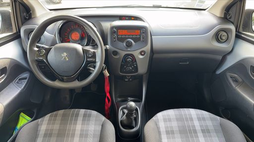 Peugeot 108 1.0 VTi 72 - Active – 2019 – 52682 km – Essence – Boîte Manuelle — photo 23