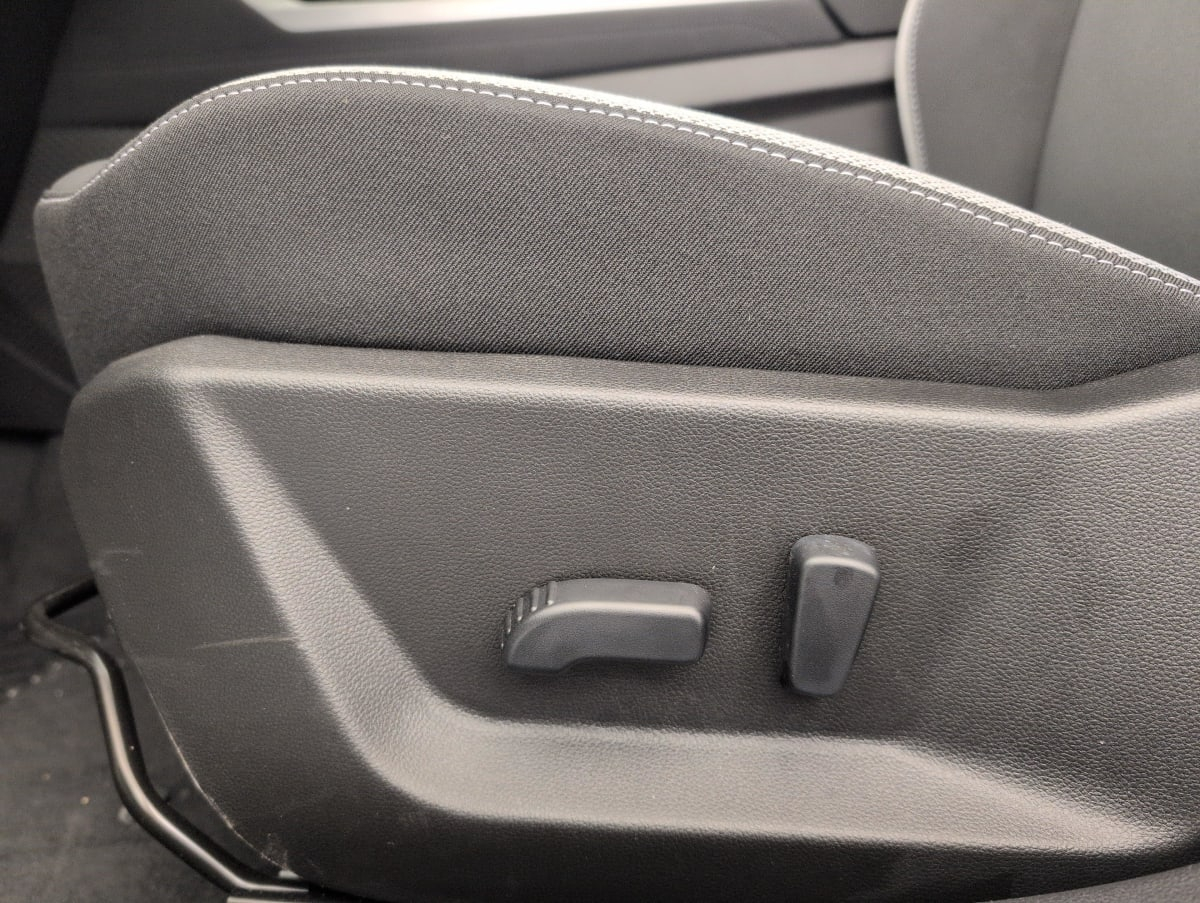 Dacia Bigster — photo 15