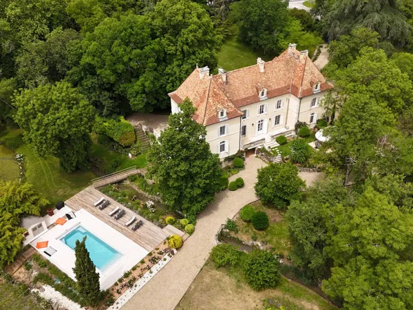 Domaine de prestige avec parc, au coeur du Périgord