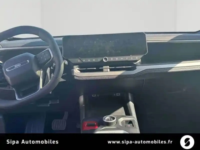 Jeep Compass 157 kw 4x2 — photo 18