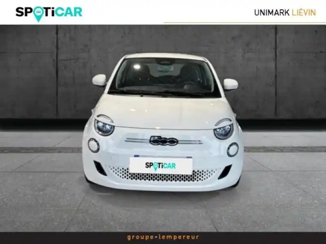 Fiat 500 e 95ch action — photo 2