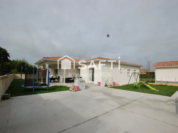 Maison récente classe énergétique AA avec 4 chambres