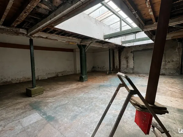 Local commercial 190 m² PAU