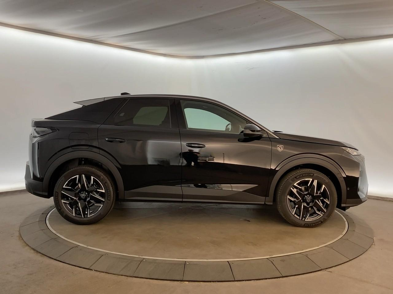 Peugeot 3008 hybrid 145 e-dcs6 gt — photo 4