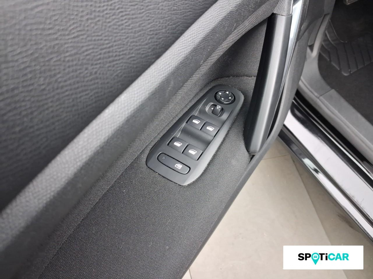 Peugeot 308 active business bluehdi 130 s s eat8 — photo 19