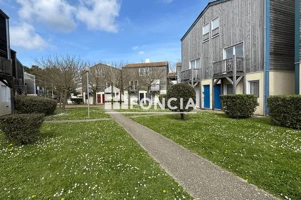 Studio 1 pièce 20 m²
