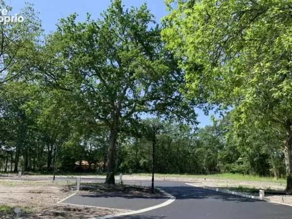 Terrain 945 m²