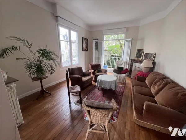 Immeuble 390 m²