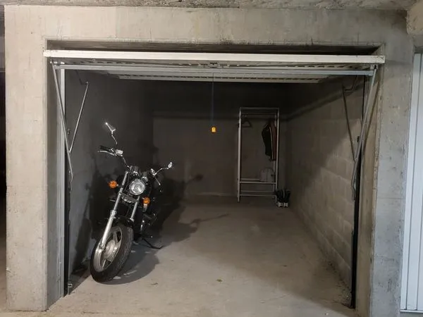 Location garage moto