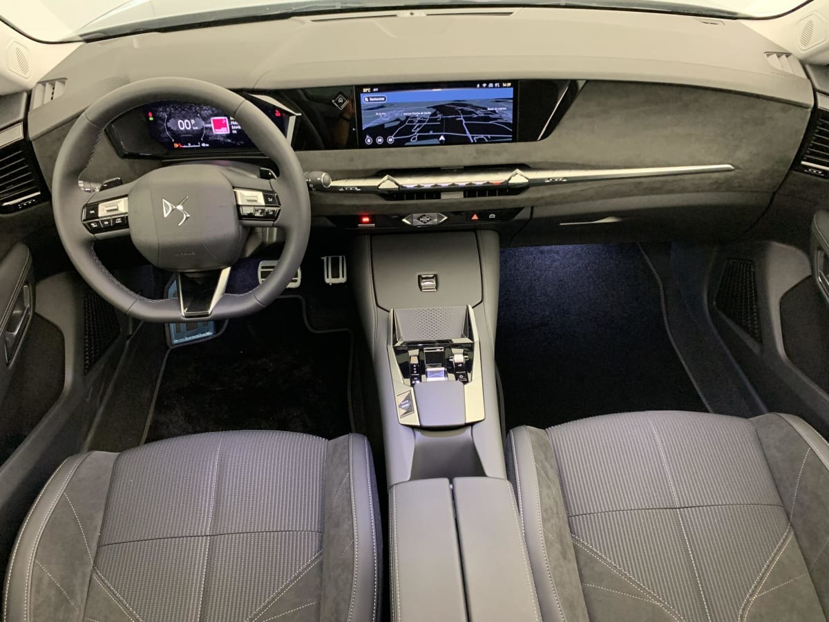 DS N 4 — photo 12