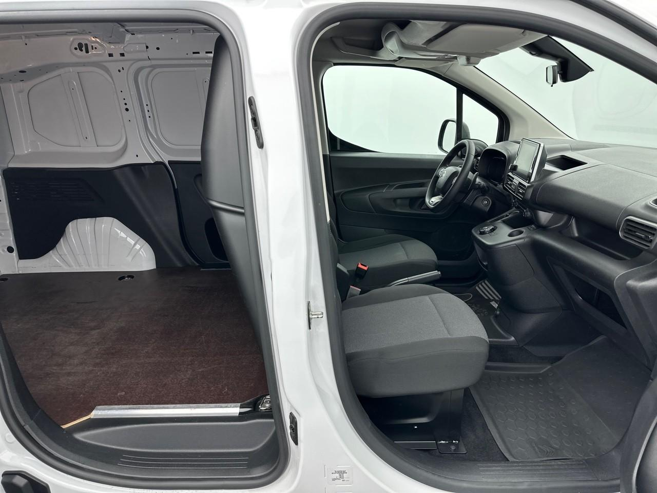 Citroën Berlingo van m 650 bluehdi 130 s&s eat8 — photo 12
