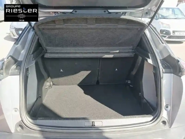 Peugeot 2008 puretech 130 s&amp;s eat8 — photo 6