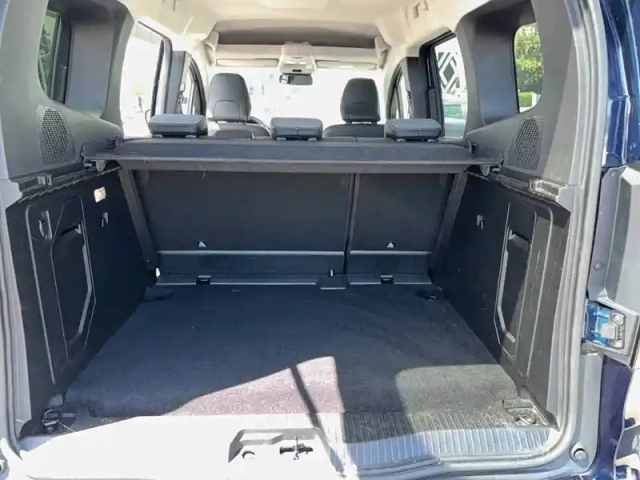 Renault Kangoo blue dci 95 — photo 17