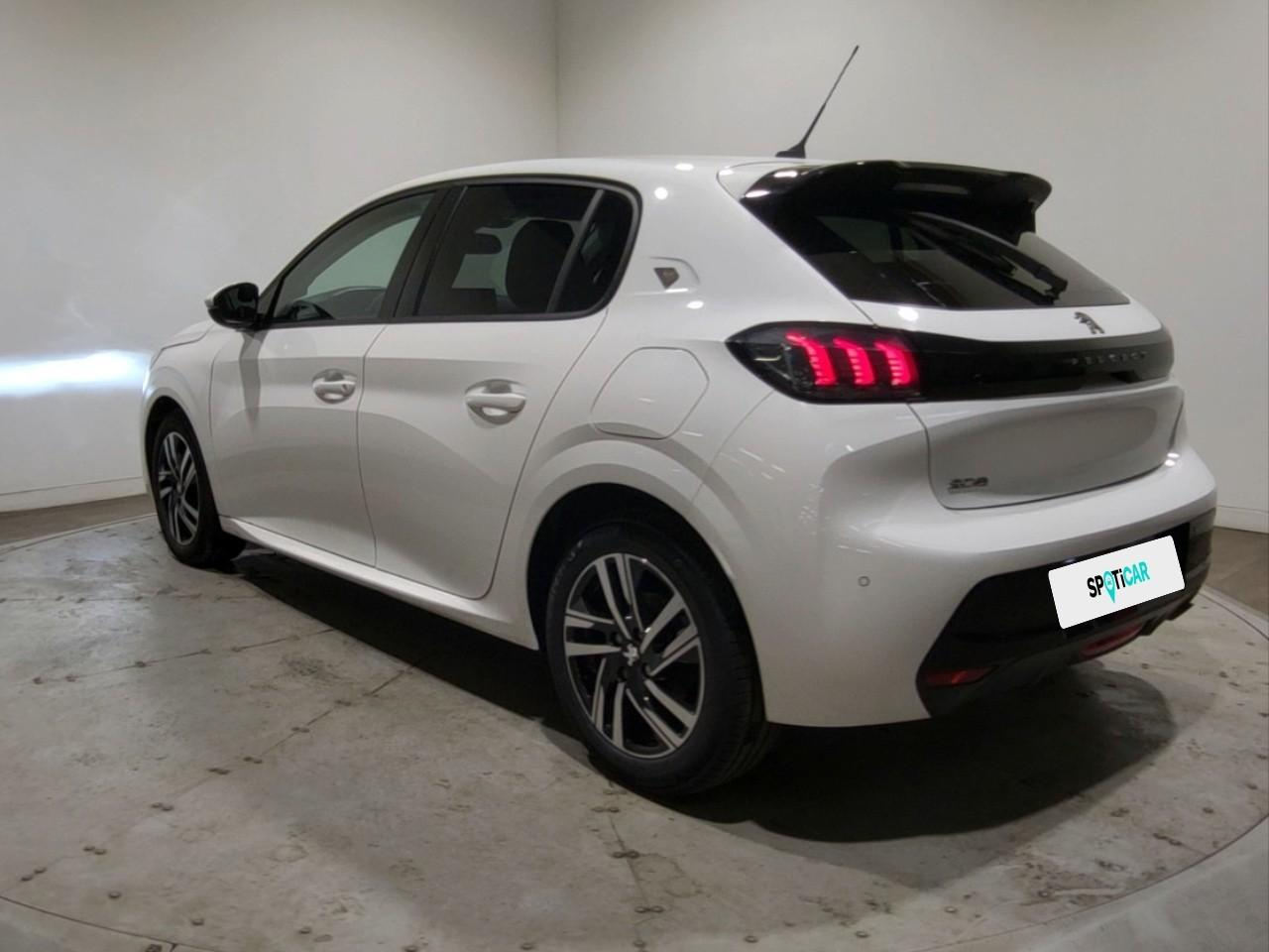Peugeot 208 puretech 100 s&s eat8 roadtrip — photo 3