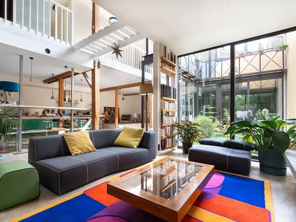 Maison à l'esprit Loft avec terrasse et patio