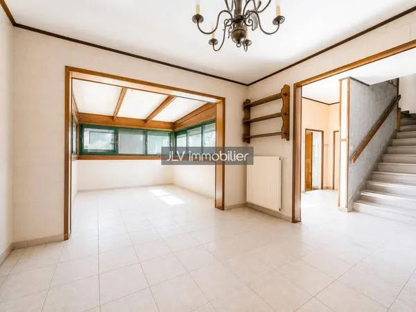 Maison 10 pièces 135 m²