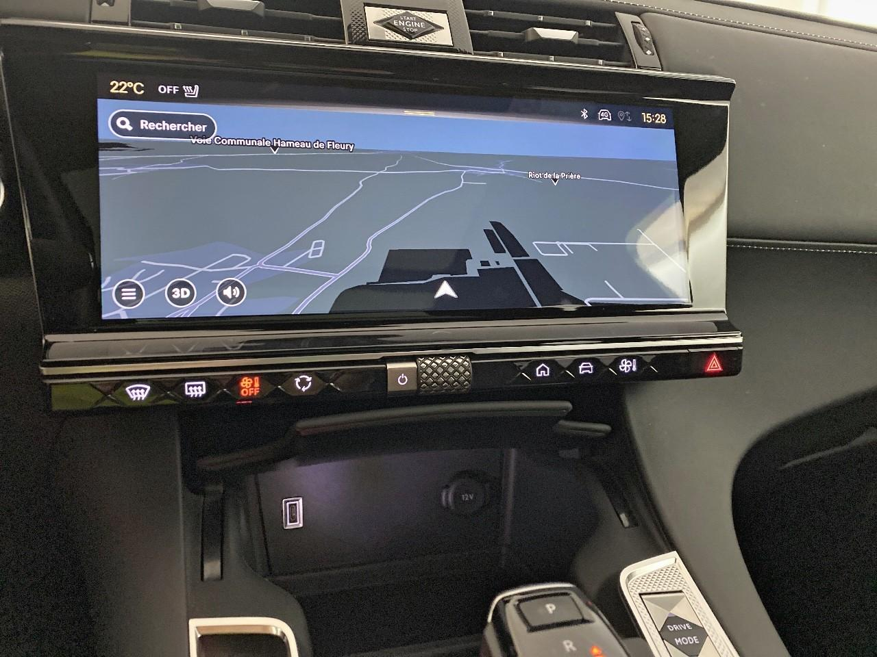 Ds Ds 7 crossback bluehdi 130 eat8 etoile — photo 14
