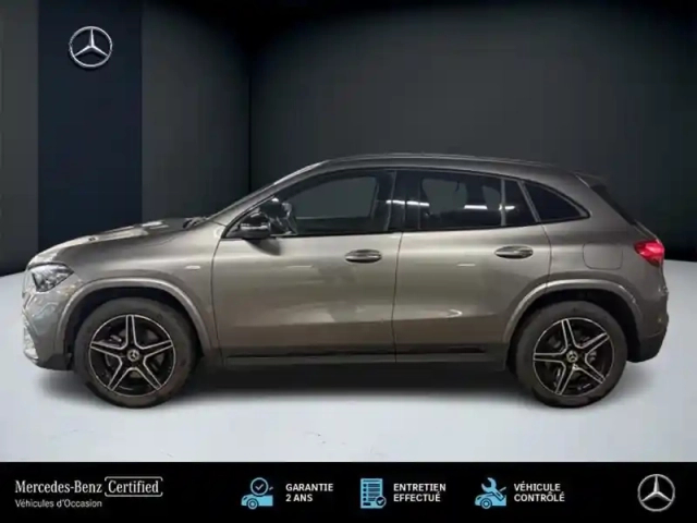 Mercedes Gla 250 e hybrid eq amg line — photo 2